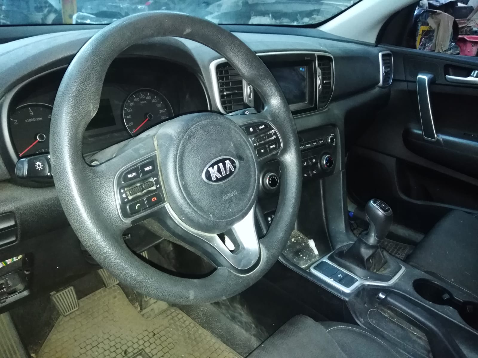  Kia SPORTAGE 2017    EN DESARME